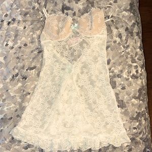 Victoria’s Secret Bridal Lace babydoll